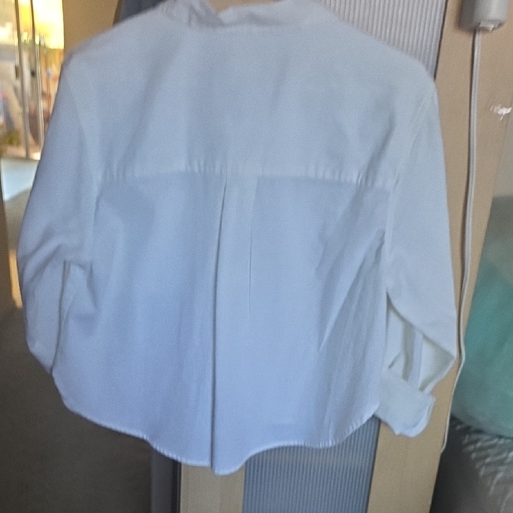 Universal Thread White Button-Up Blouse - image 3